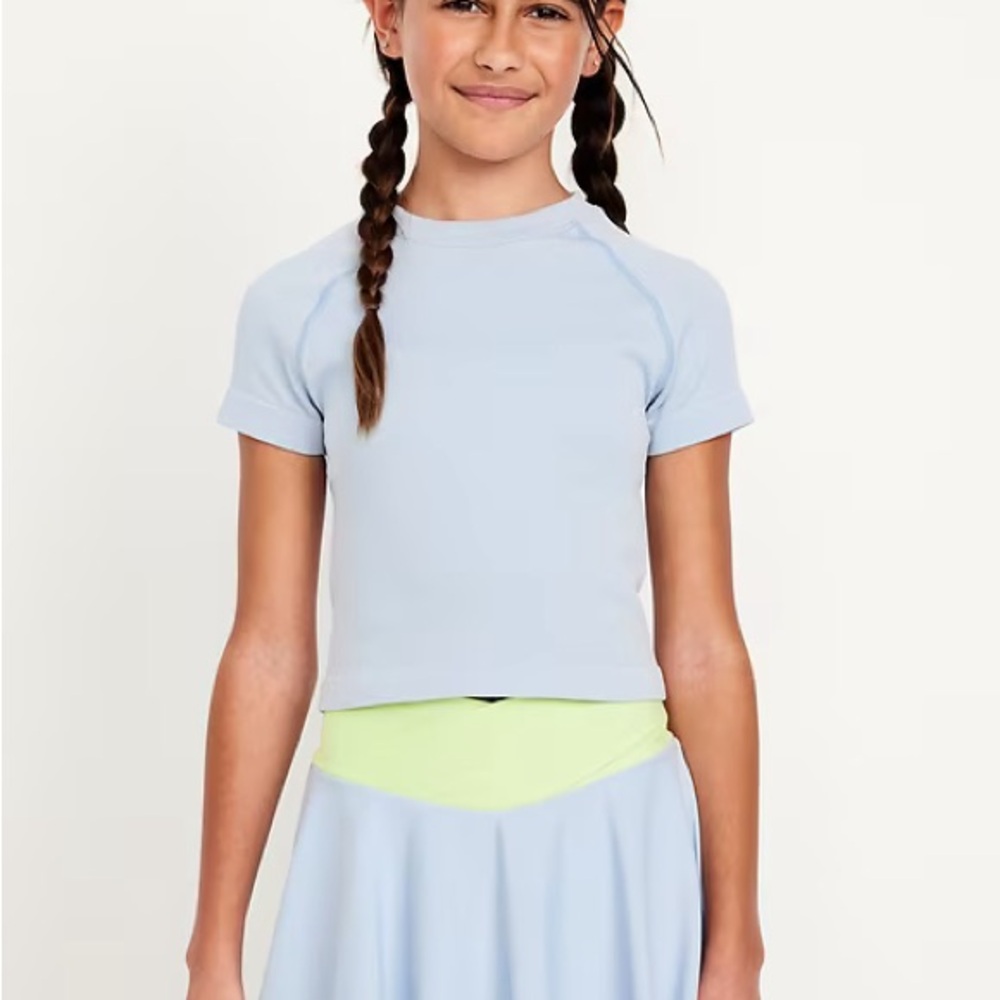 NWT Fitted Athletic Top
